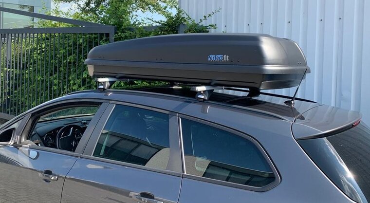 Dakkoffer 500 liter PerfectFit travelbox Mat zwart